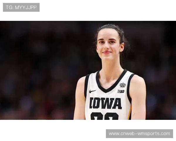 WNBA状元凯特琳克拉克首秀豪取三双创历史新篇震撼全场 WNBA状元凯特琳克拉克首秀豪取三双创历史新篇震撼全场